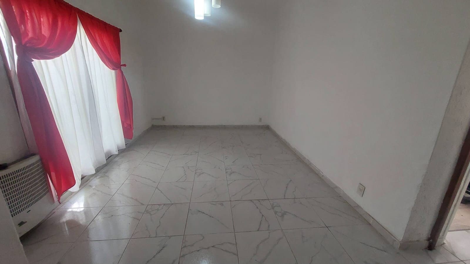 CASA DE 3 DORMITORIOS GRANADERO PRINGLES — foto 6