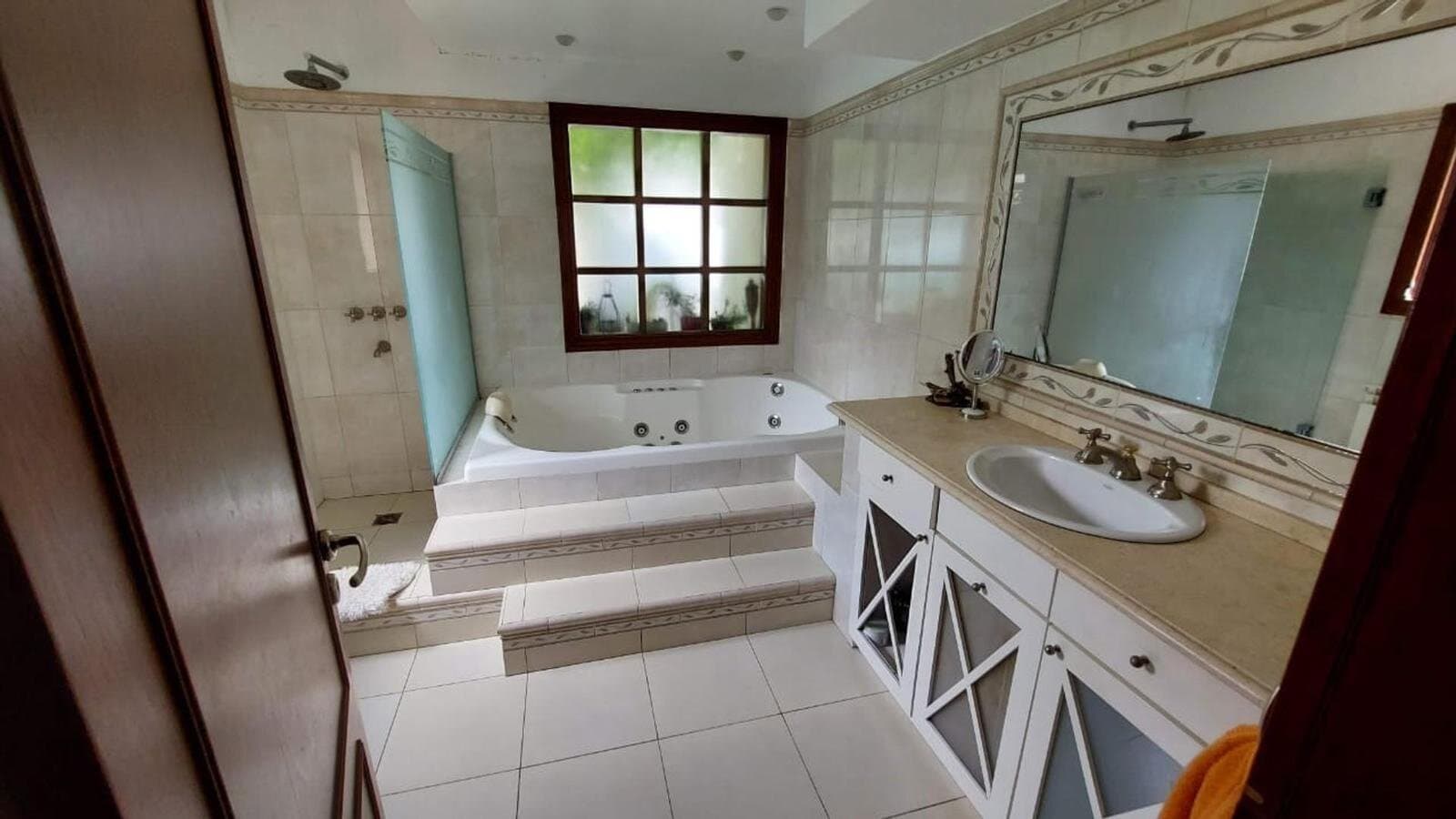 Casa de 3 dormitorios en el Jockey — foto 15