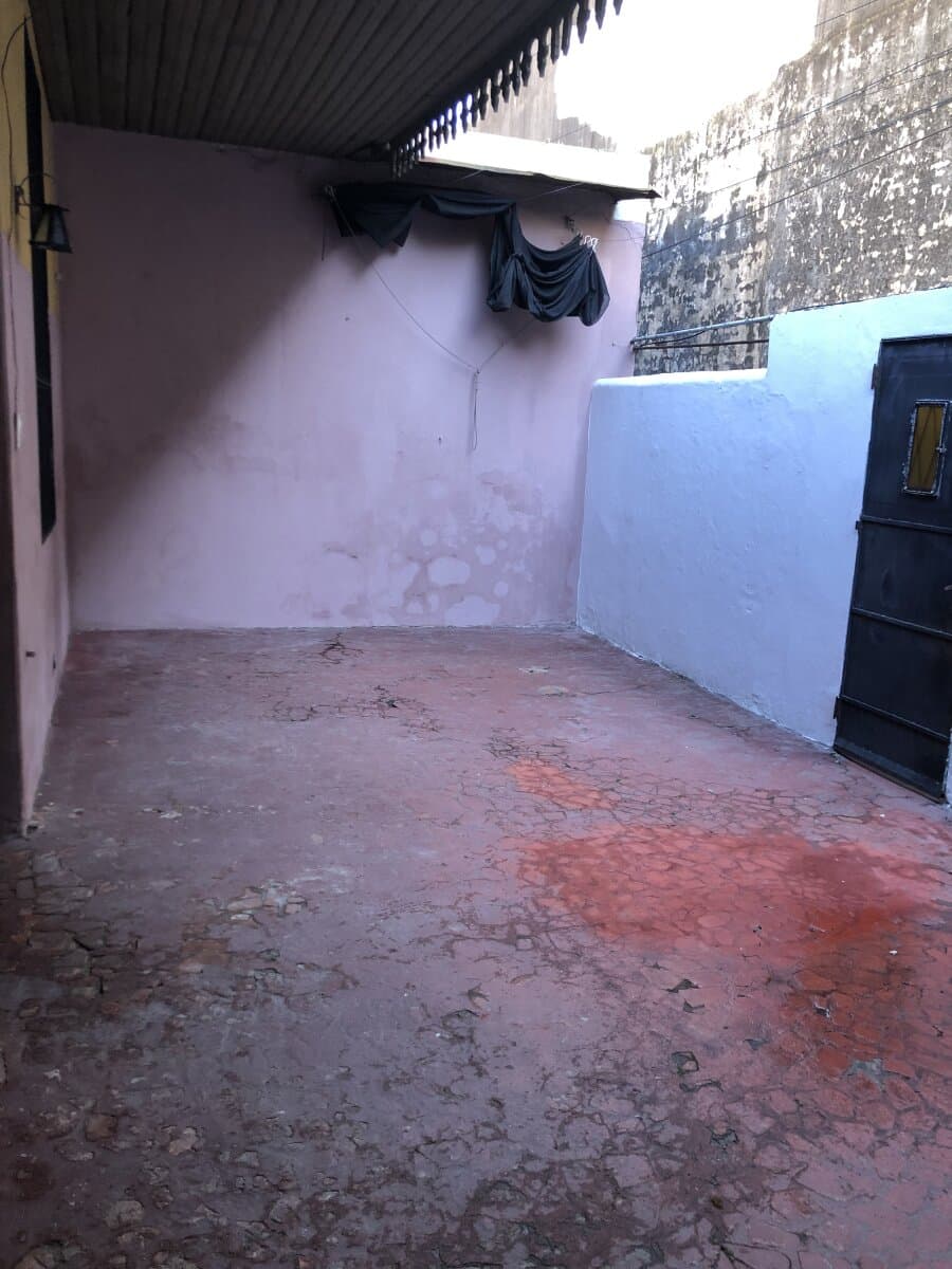 AV. ALBERDI Y VELEZ ZARFIELD PATIO SIN EXPNESAS — foto 2