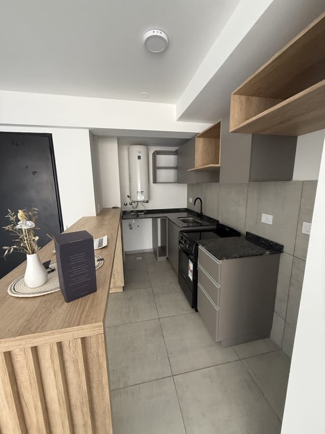 Departamento 2 dormitorios en alquiler en Alberdi