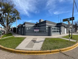 Casa de 3 dormitorios - San lorenzo