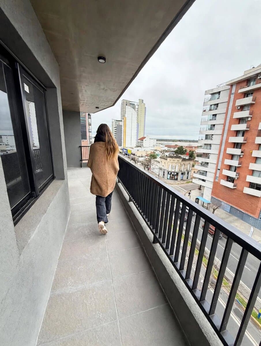 DEPARTAMENTO 2 DORMITORIOS PISO 6 VISTA AL RIO — foto 6
