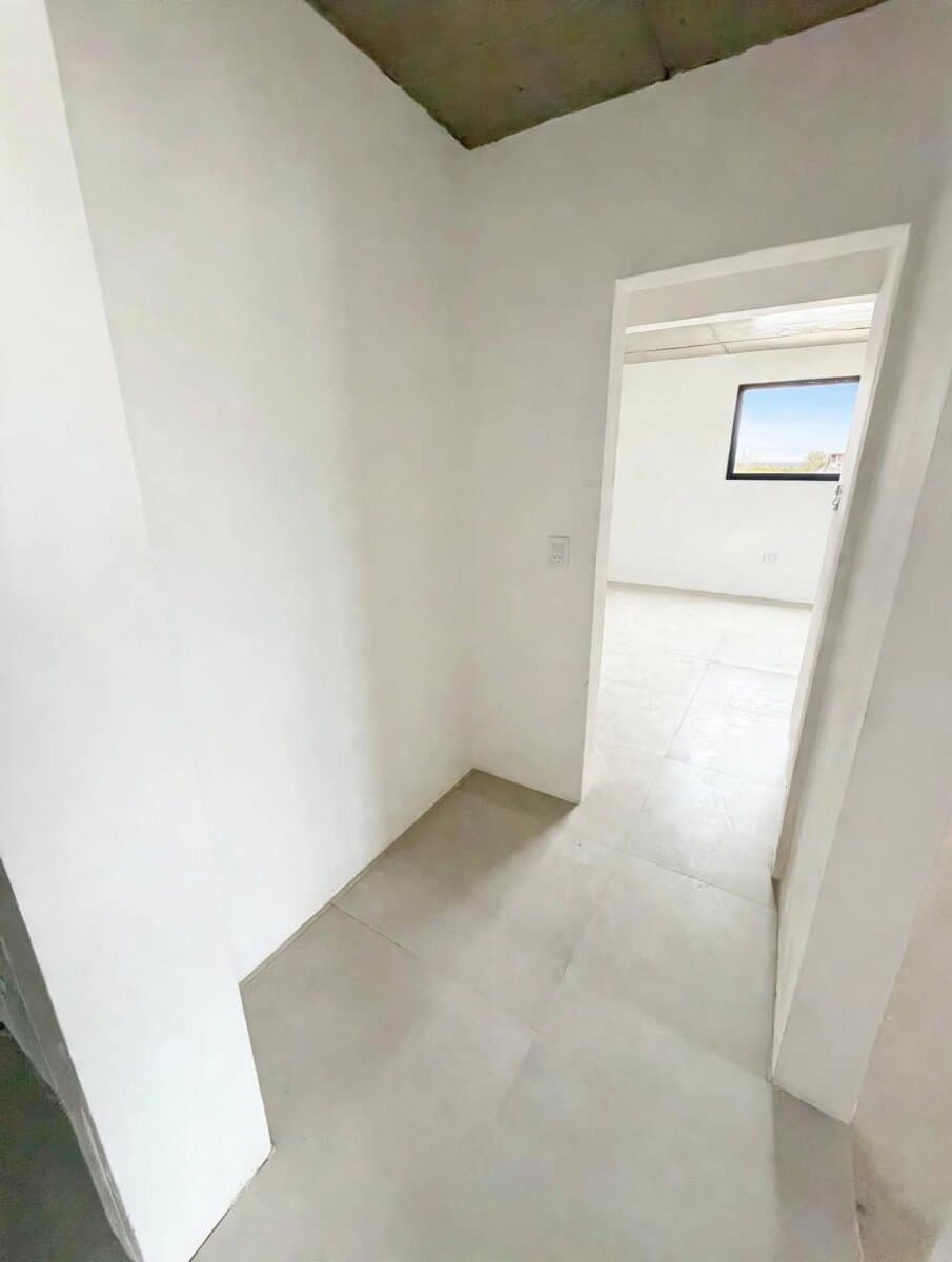 DEPARTAMENTO 2 DORMITORIOS PISO 6 VISTA AL RIO — foto 5