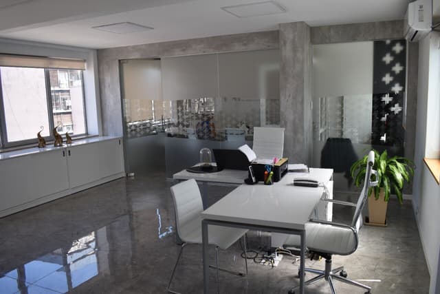 ALQUILER OFICINA CORDOBA 1110