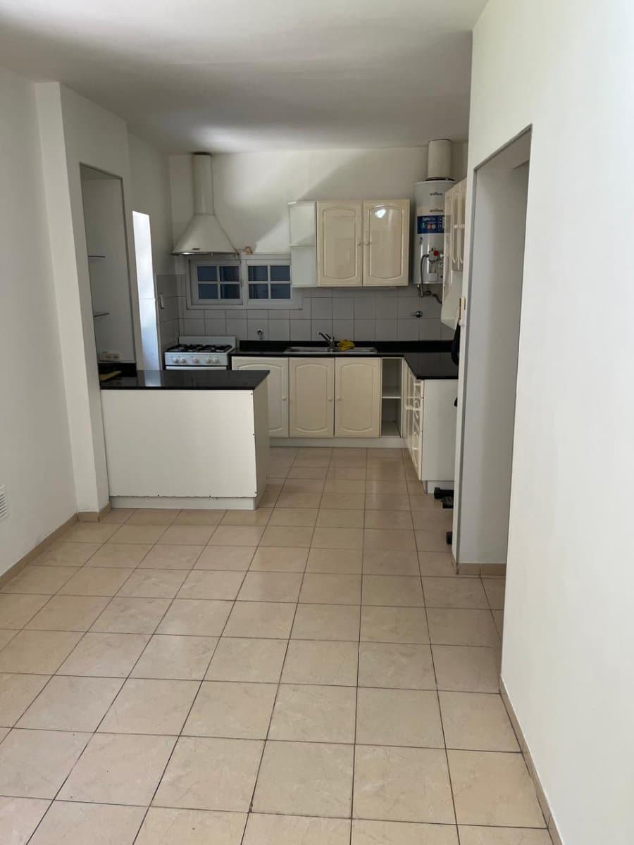 Departamento DOS dormitorios en pleno Alberdi — foto 2