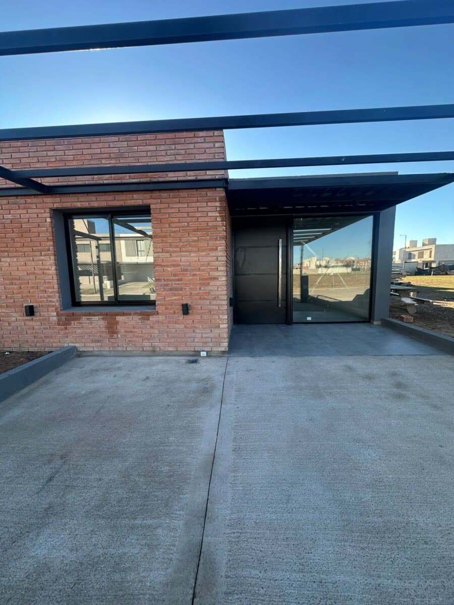 Duplex en Venta Solares de Manantiales - 2 Dormitorios y 2 Baños — foto 3