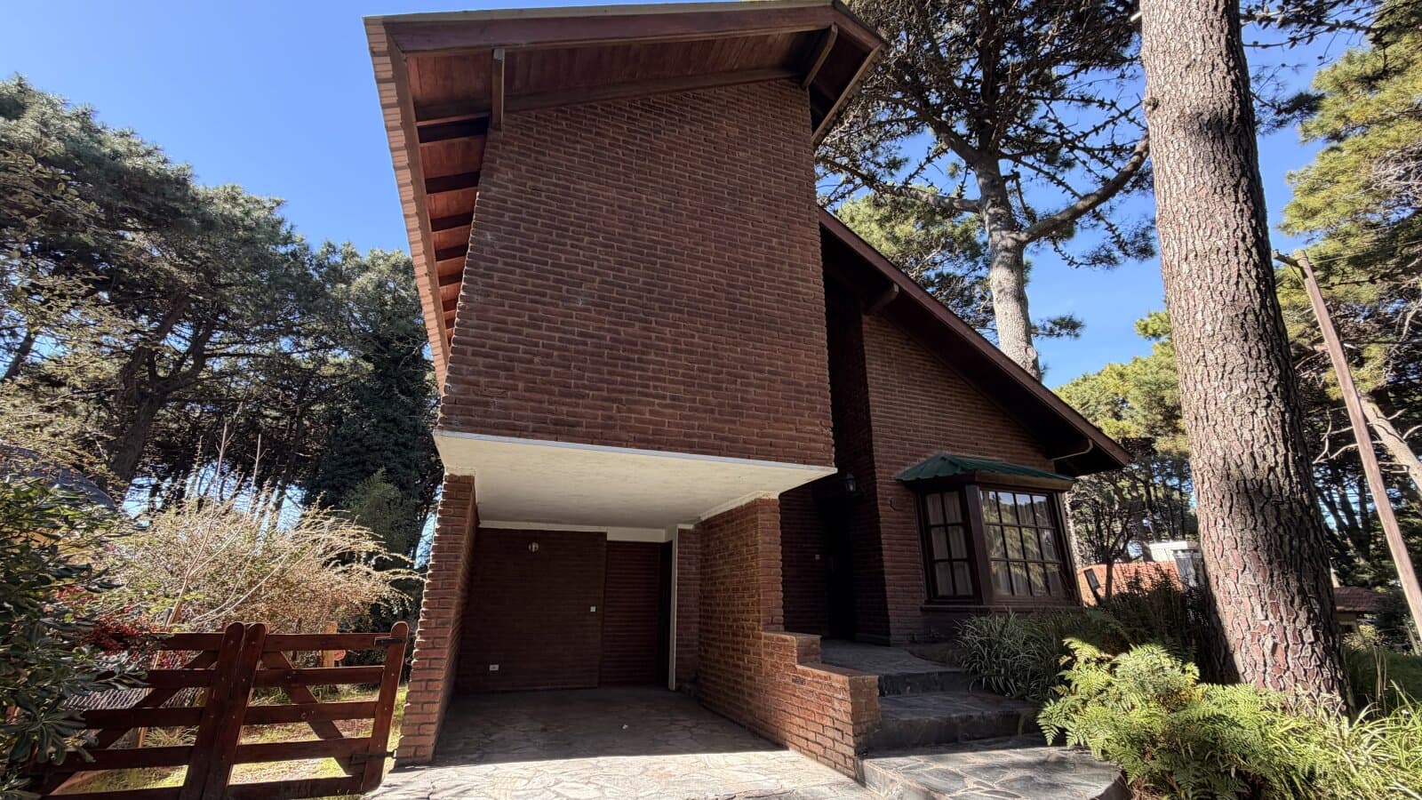 Chalet en Pinamar Norte 2 cuadras del mar — foto 1
