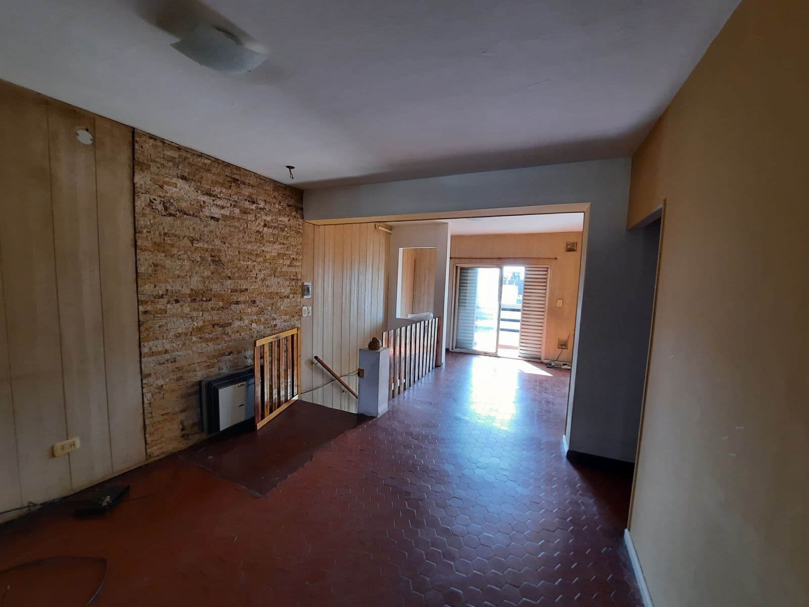 CASA EN PLANTA ALTA DE 3 DORMITORIOS — foto 3