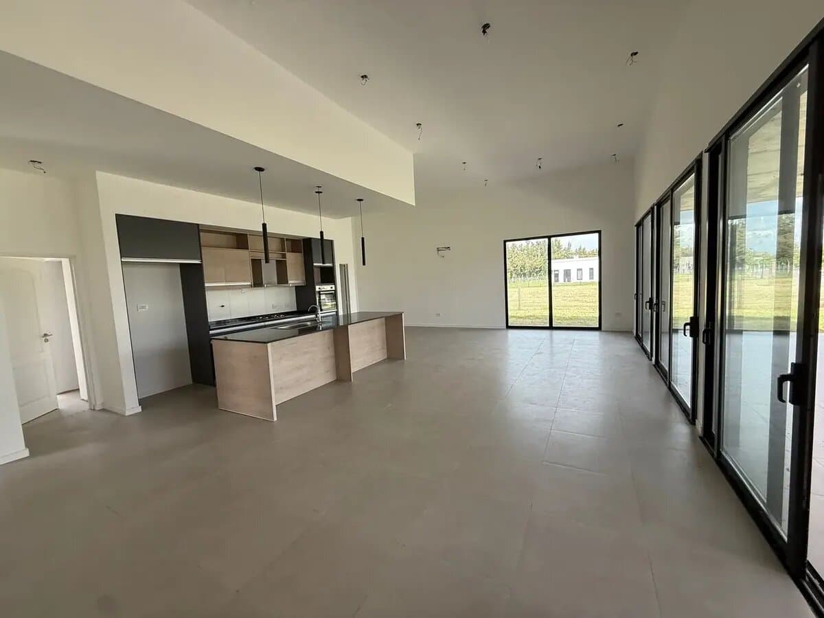 Venta Casa A Estrenar En Barrio San Felipe — foto 6