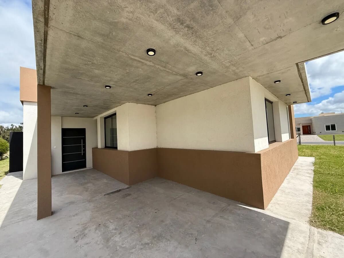 Venta Casa A Estrenar En Barrio San Felipe — foto 3