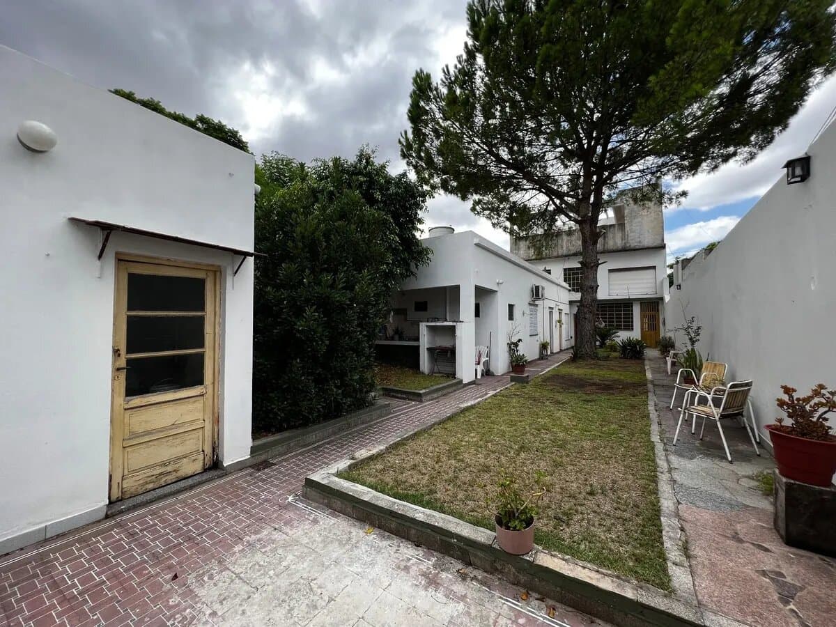Venta Casa Multifamiliar Deposito Permuta Apto Crédito — foto 10