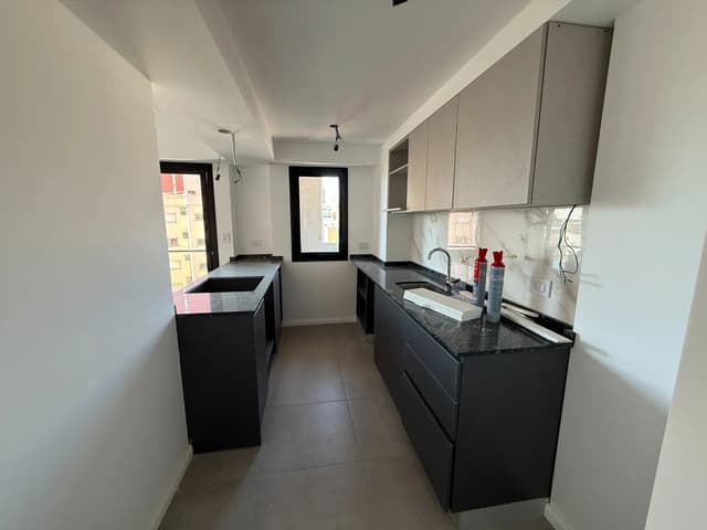 Venta Depto 3 Ambientes Avellaneda/balcon/cochera/pileta