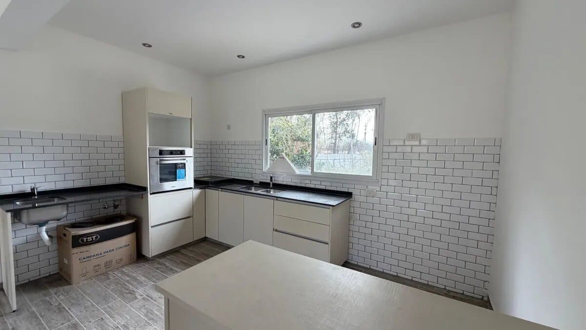 Venta Casa En Los Arces — foto 1