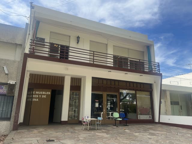 Bv. Rondeau 2500 LOCAL COMERCIAL Y CASA
