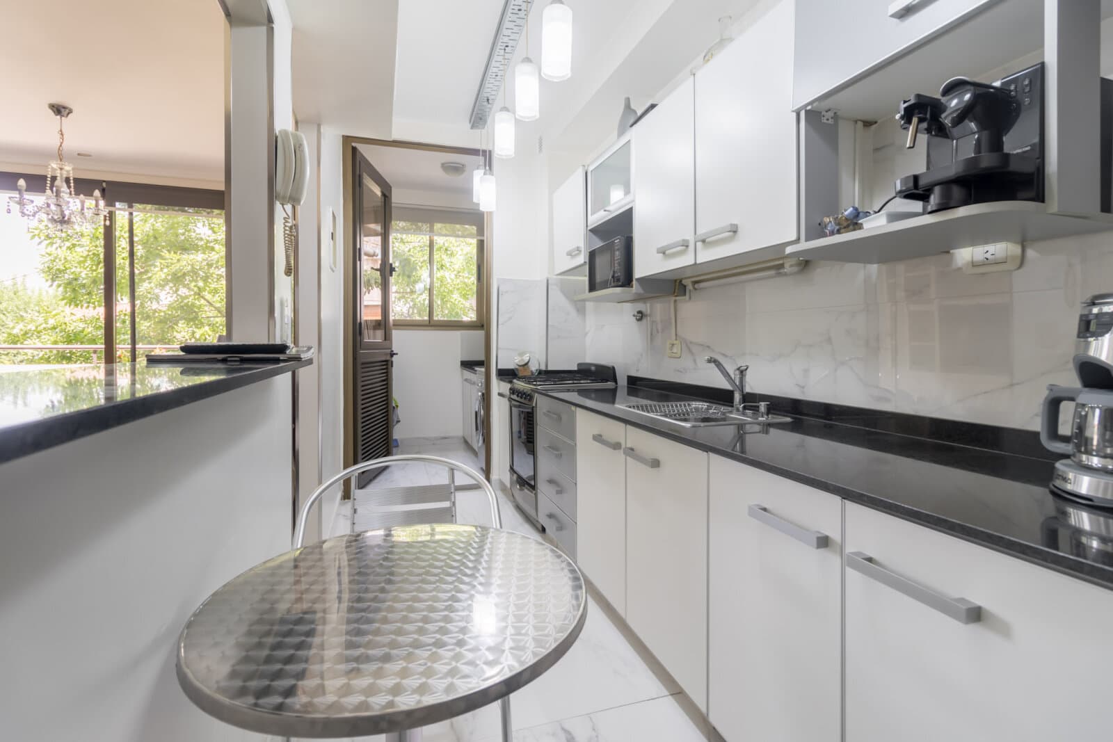 Departamento en venta. 4 ambientes. Terraza propia. Complejo con amenities. — foto 4