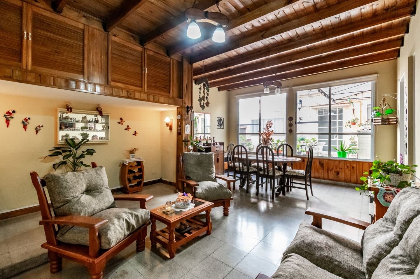 Dos casas en una: ideal para dos familias, en un terreno propio de 233 m2 — foto 3