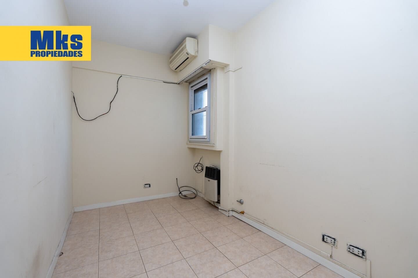 Venta, departamento de 4 ambientes. Semipiso, sobre Av. Mitre. Vista Abierta. — foto 12