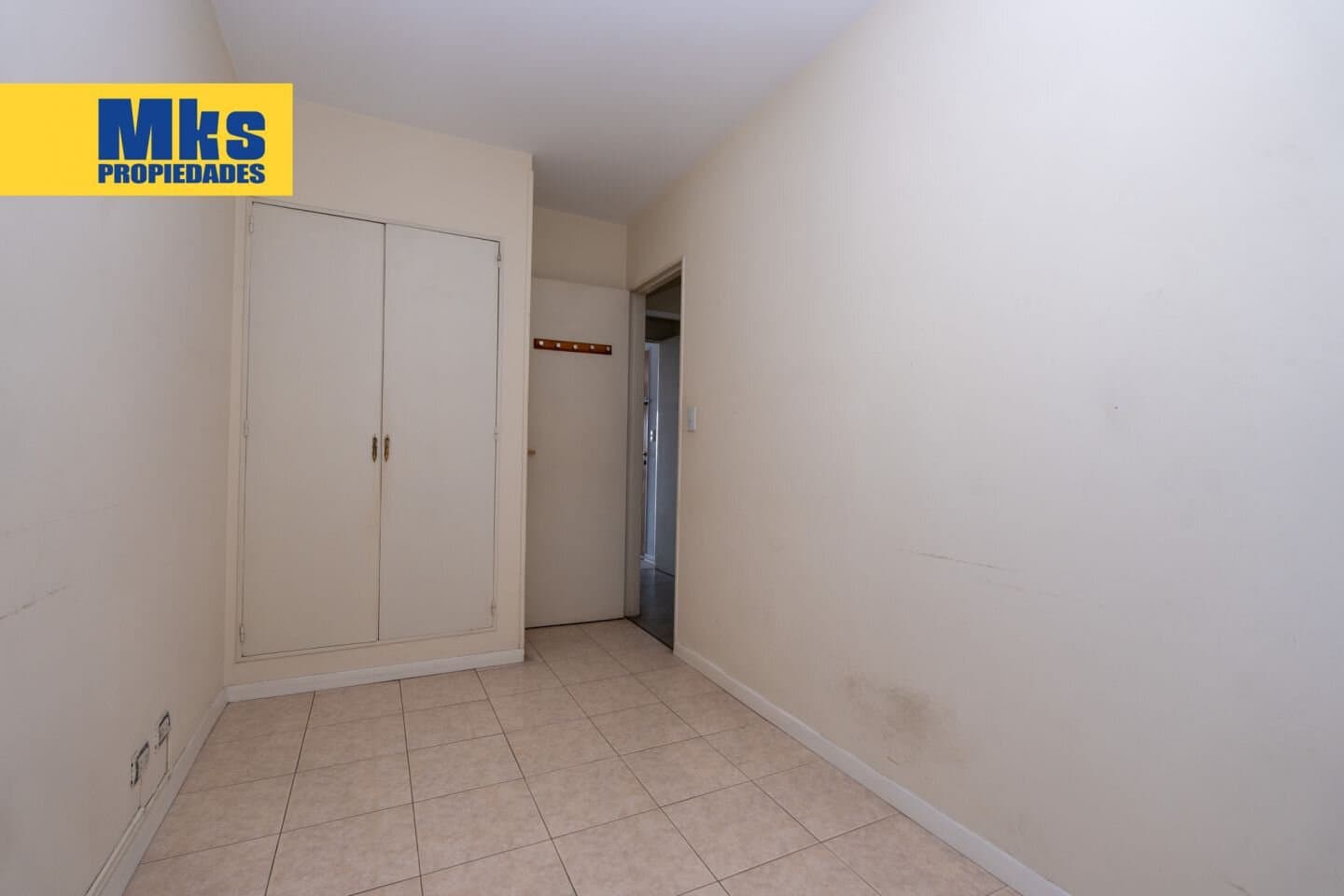 Venta, departamento de 4 ambientes. Semipiso, sobre Av. Mitre. Vista Abierta. — foto 13