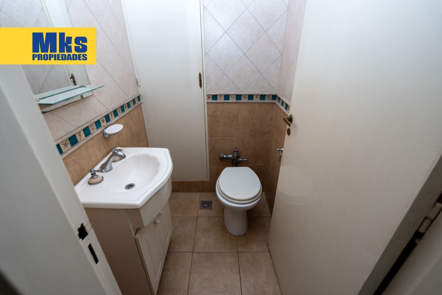 Venta, departamento de 4 ambientes. Semipiso, sobre Av. Mitre. Vista Abierta. — foto 15