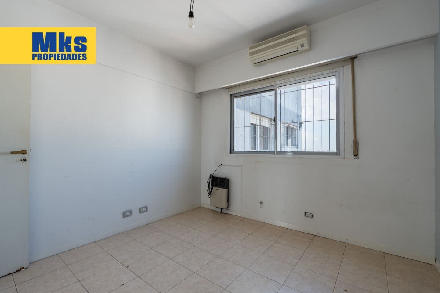 Venta, departamento de 4 ambientes. Semipiso, sobre Av. Mitre. Vista Abierta. — foto 10