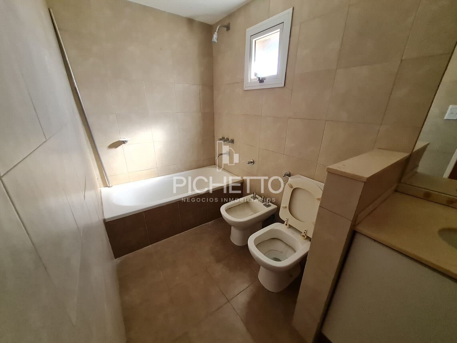 Alquiler departamento 1 dormitorio con balcón y cochera - Barrio Privado Sol Paraná, Pueblo Esther — foto 6