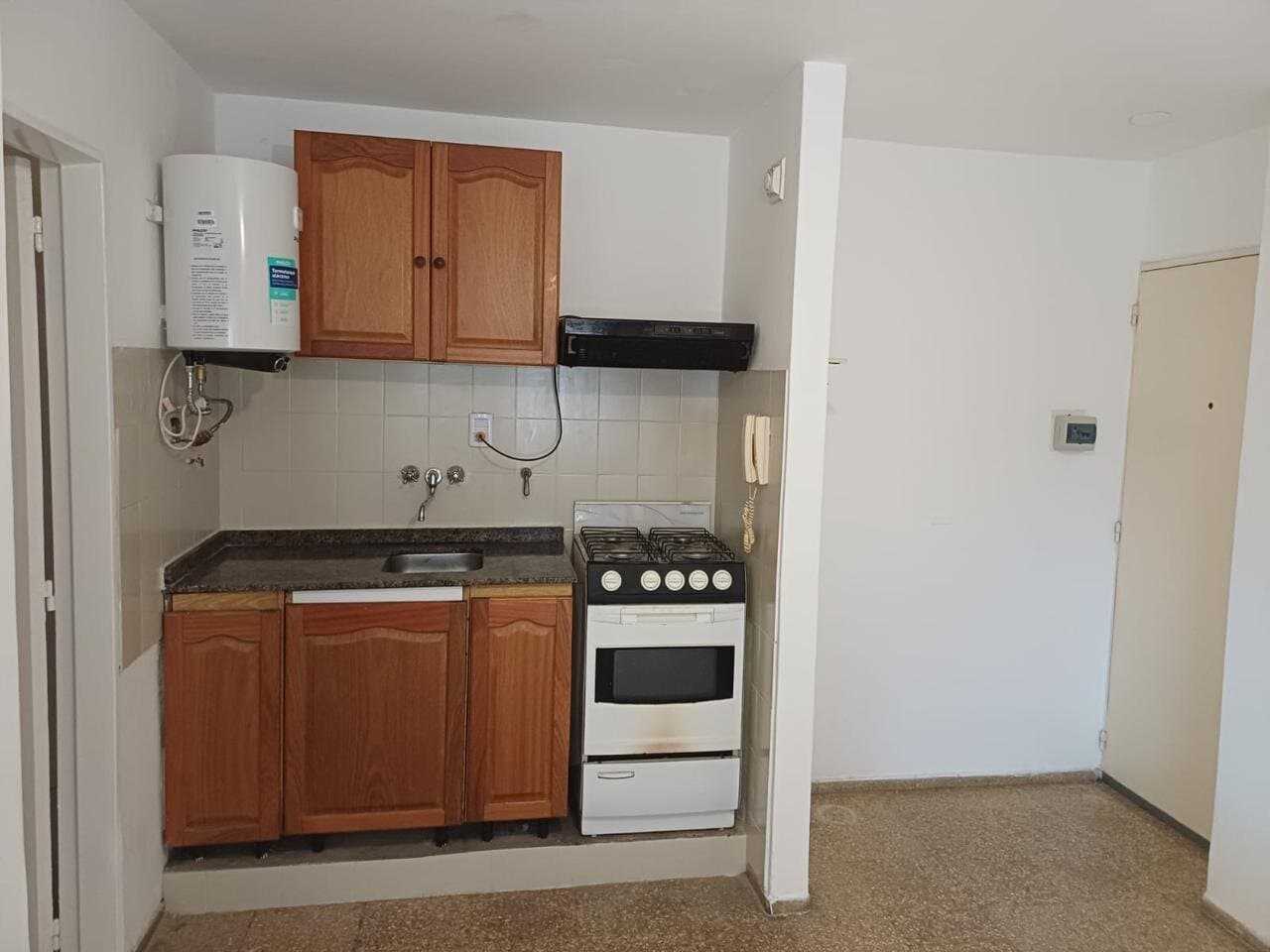 VENDO DPTO B° ALBERDI — foto 2
