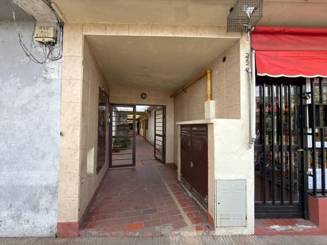 DEPARTAMENTO DE PASILLO DE UN DORMITORIO EN ZONA SUR