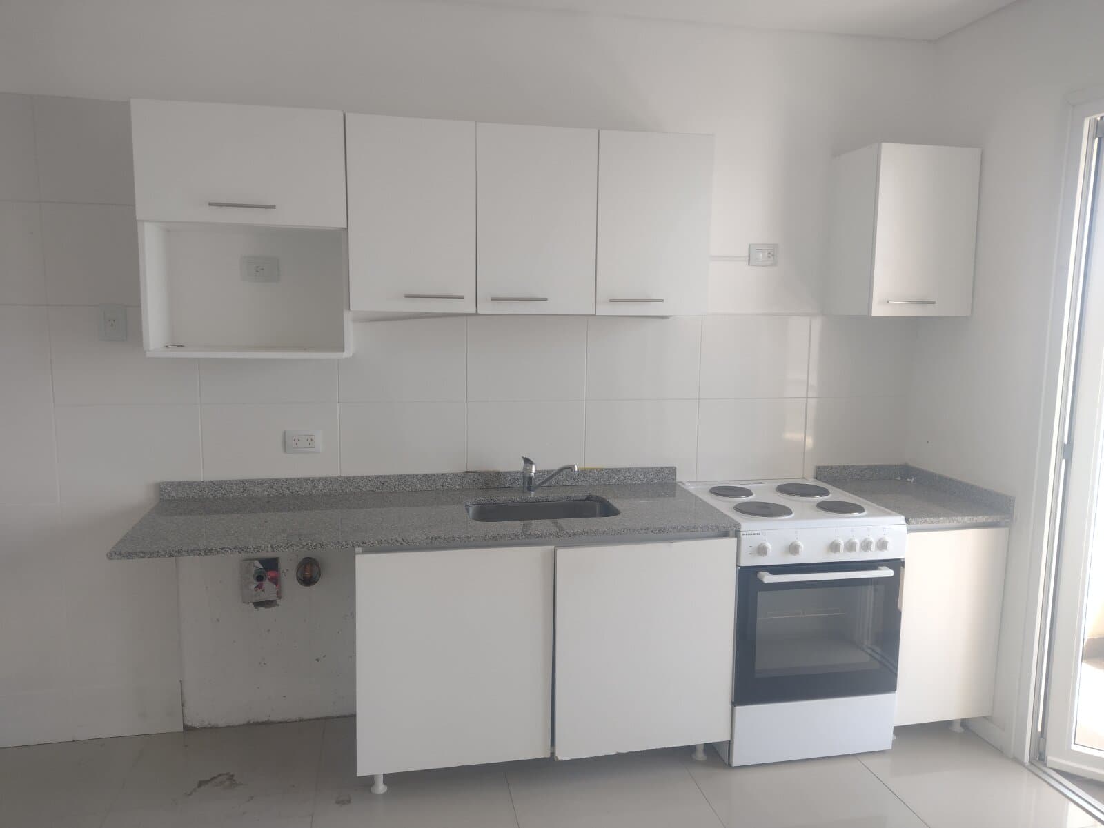 ALQUILER DPTO 3 AMBIENTES CON BALCON Y PARRILLA — foto 4
