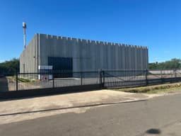 Nave Industrial y Logística de 1.700 m2 en Alquiler - Camino Imperiale 2487