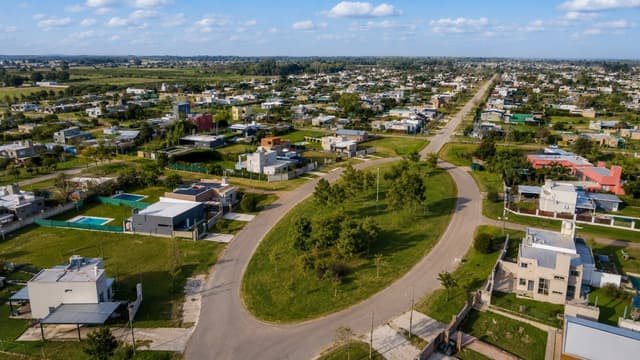 Lote en Las Tardes - Barrio abierto residencial
