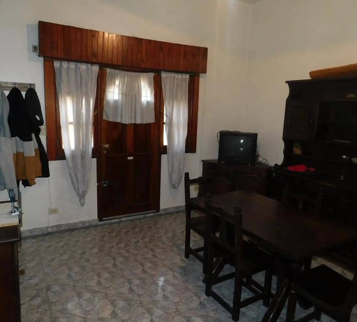 Casa En Esquina Con Local Con Baño — foto 7
