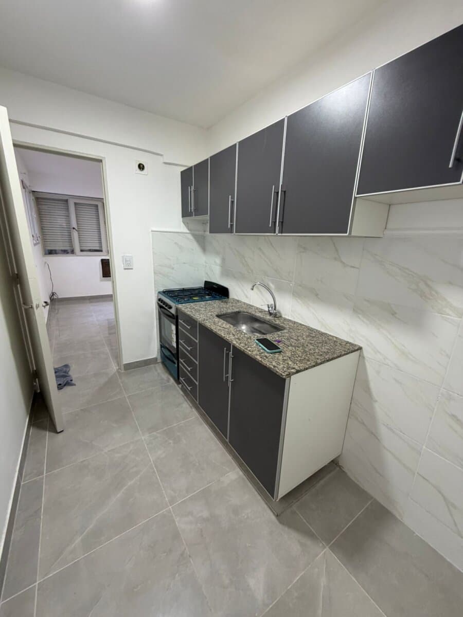 VENTA DEPARTAMENTO 1 DORMITORIO CON PATIO — foto 1