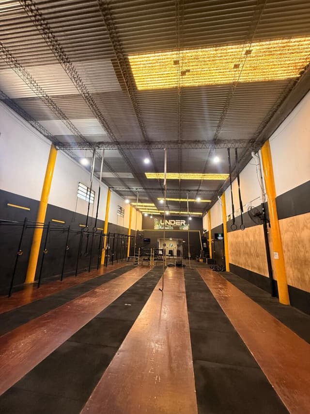 San Martín 1500 - Galpón con Local y Oficinas en Villa Gobernador Gálvez - 650 m2 - Venta