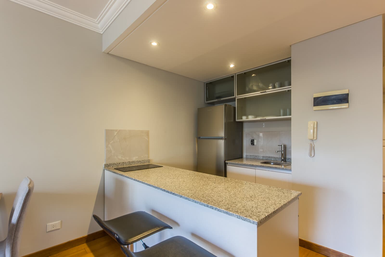 Alquiler Monoambiente Park Plaza Recoleta Peña 2500 — foto 14