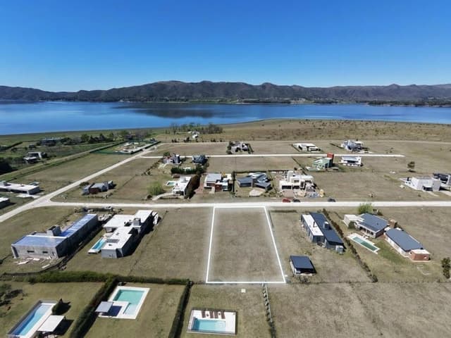 Lote 1156 m2 en Puerto Del Aguila- a 500 metros del lago, barrio nautico
