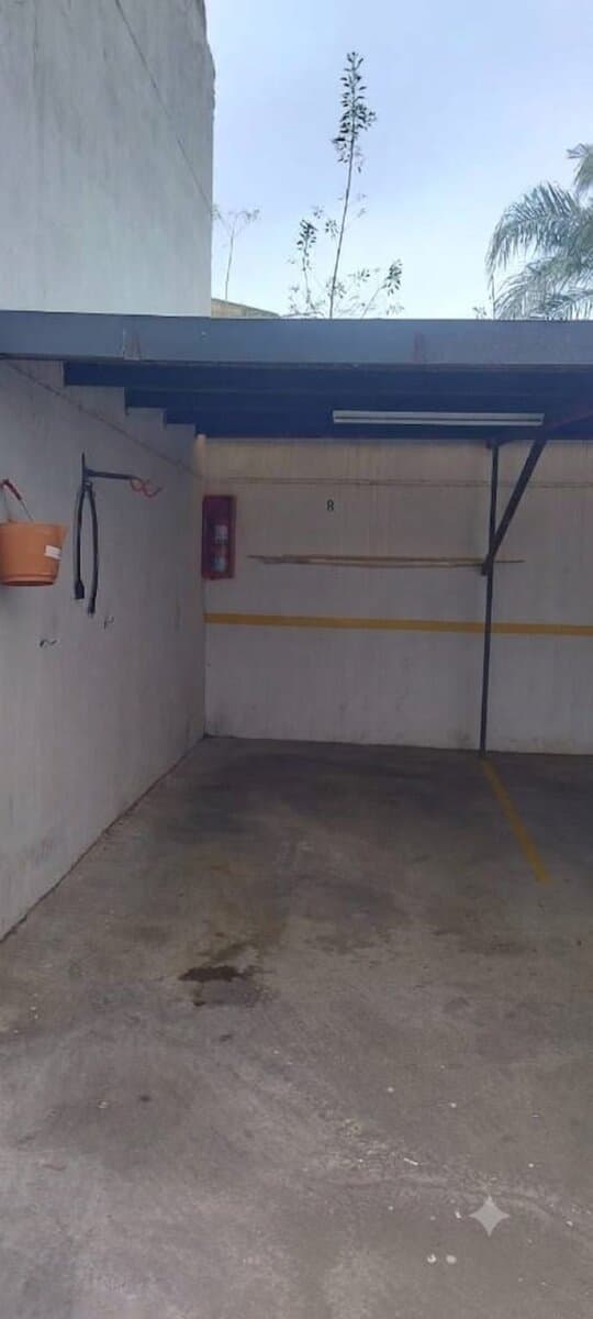 Venta - cochera cubierta - barrio Echesortu, Rosario.