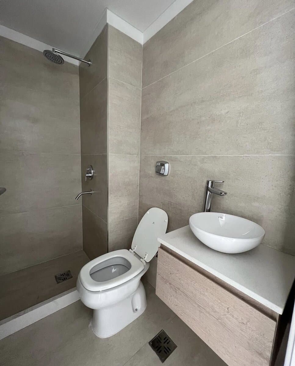 PELLEGRINI 2600 - 2 DORMITORIOS PISO EXCLUSIVO + COCHERA — foto 7