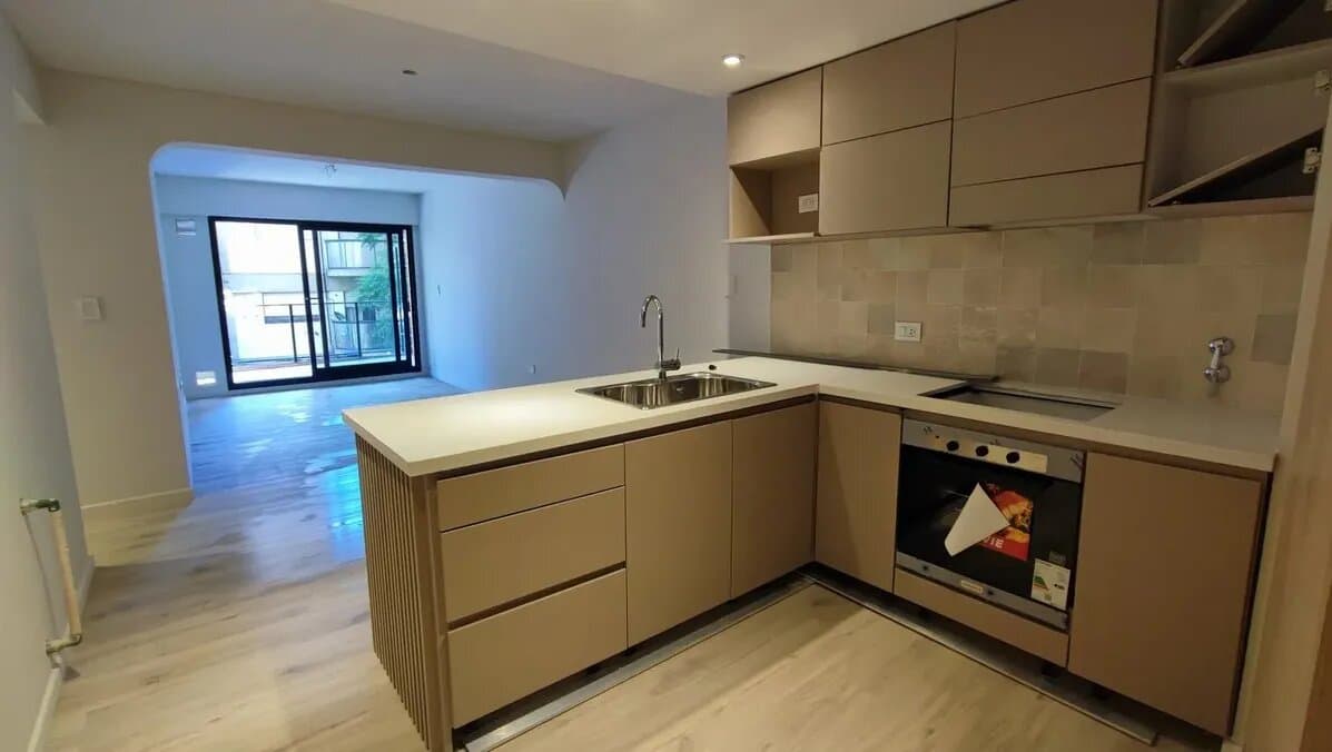 Departamento monoambiente moderno y funcional — foto 4