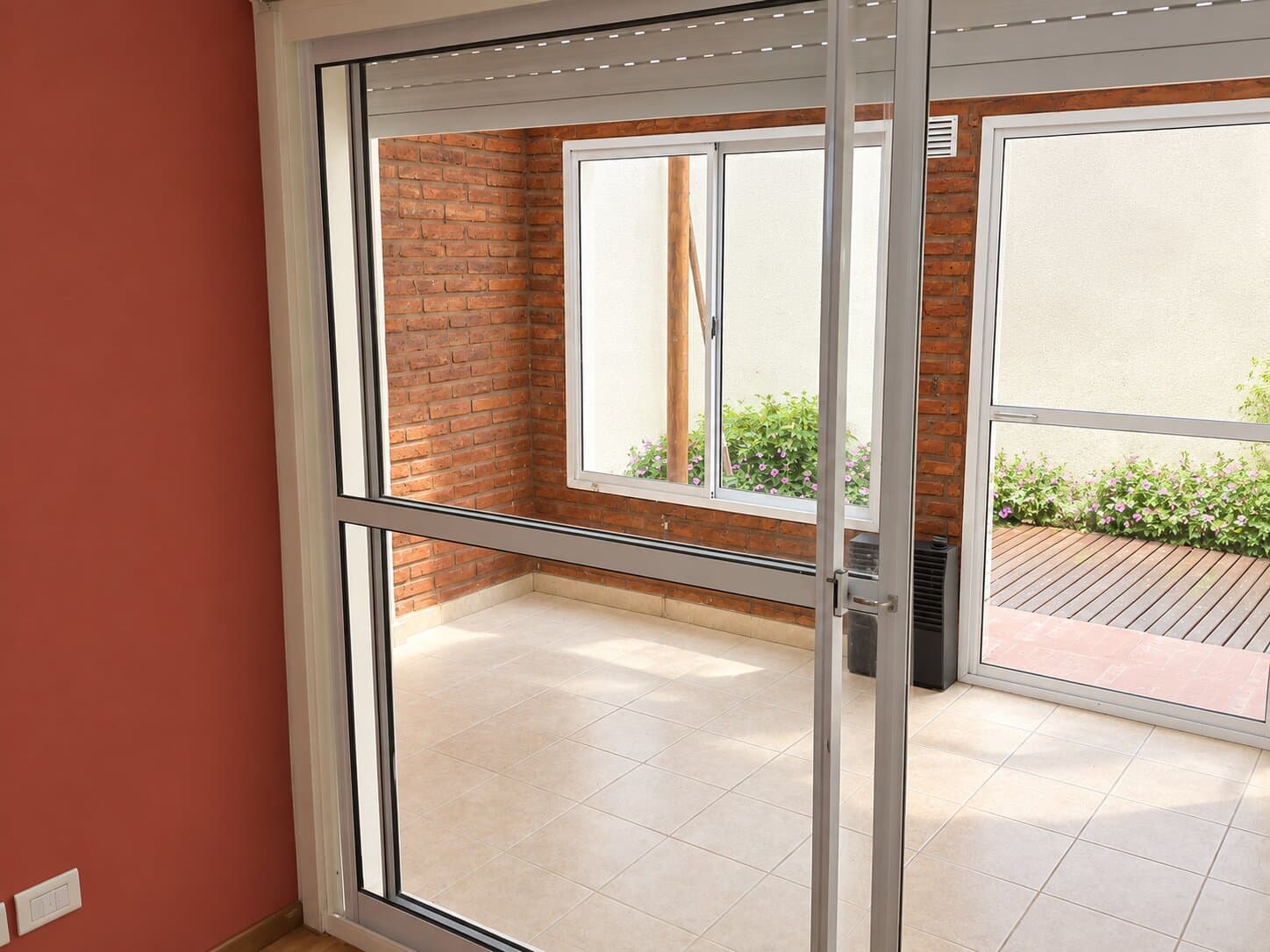 COCHABAMBA 70 - MONOAMBIENTE CON PATIO — foto 2