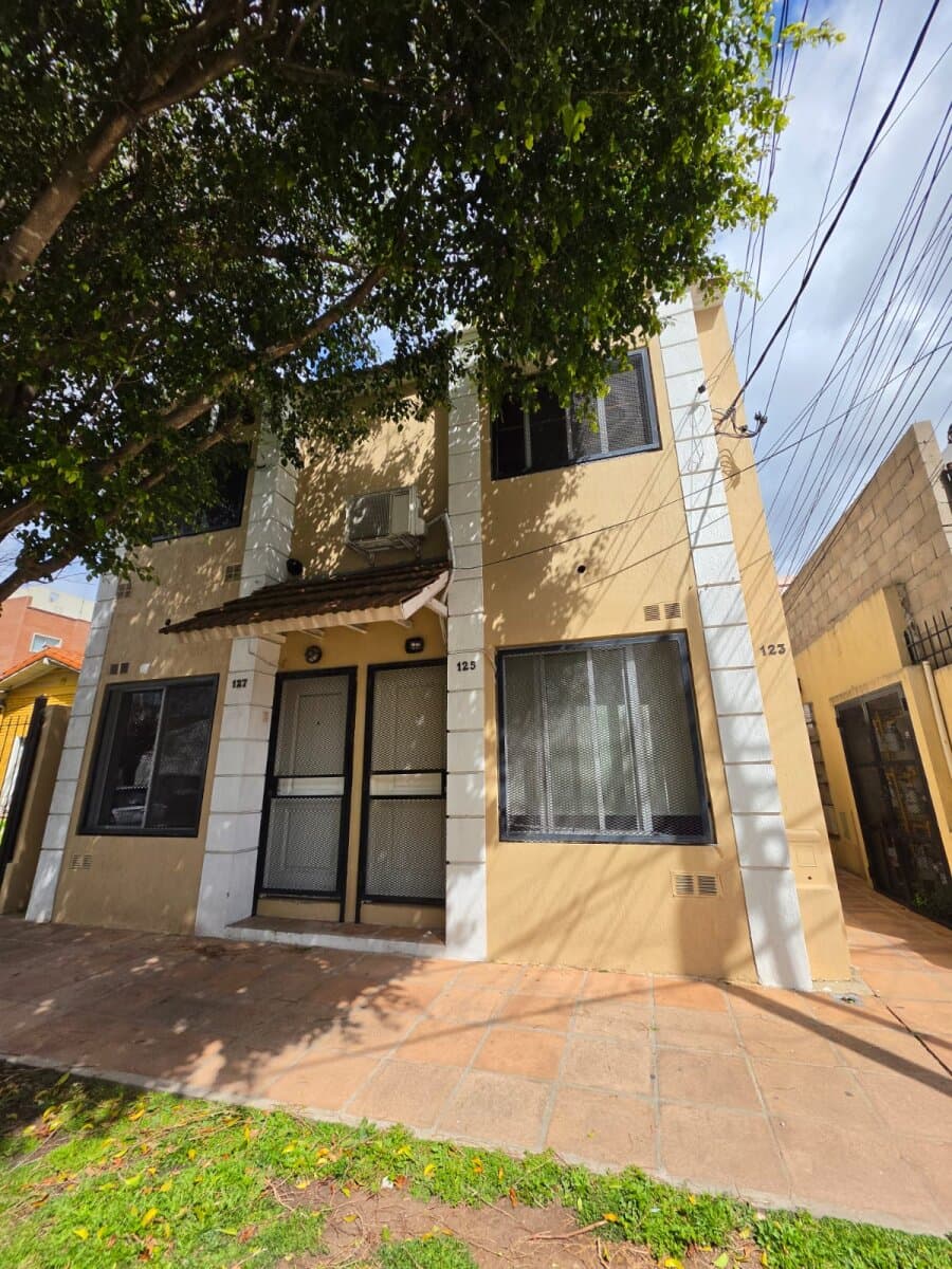 ALQUILO DUPLEX 2 AMB 1/2 HAEDO SUR — foto 1