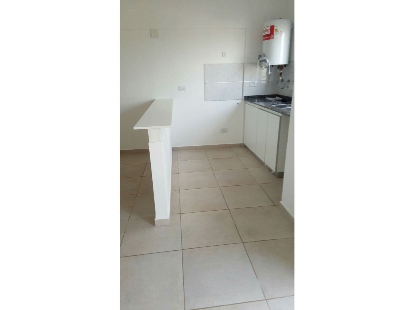 Dúplex Con Balcon En Alquiler - B° Alto Alberdi — foto 5