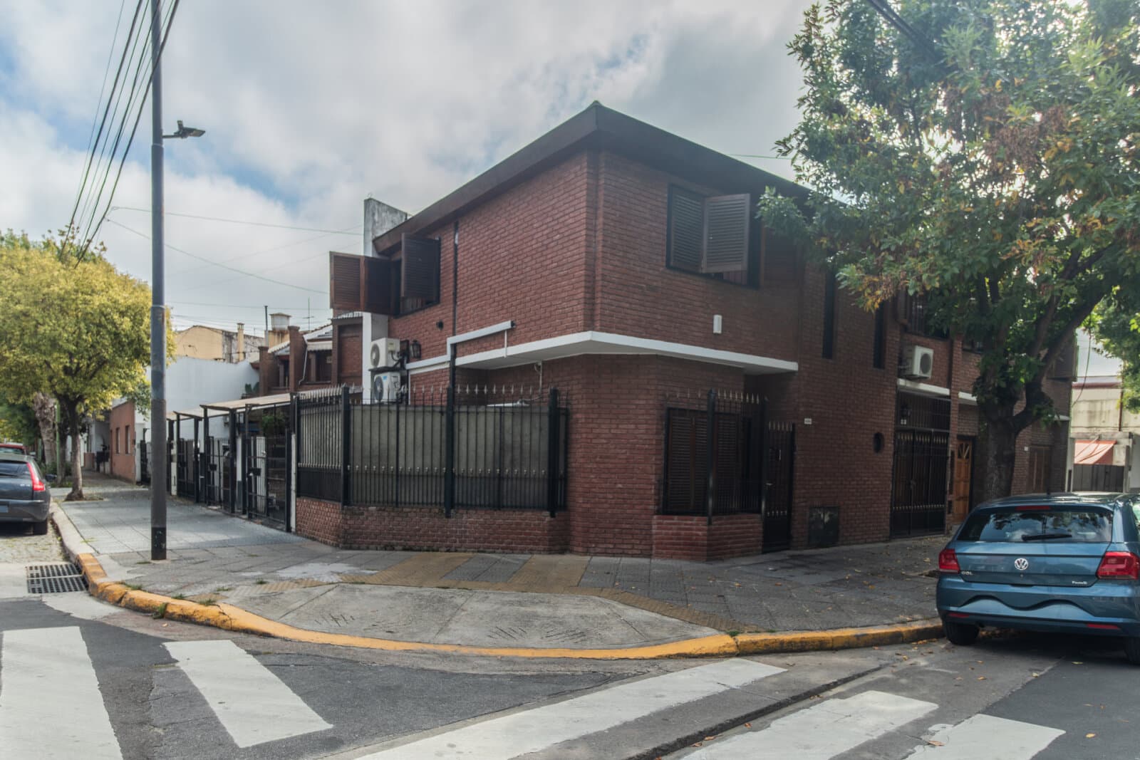 PH dúplex tipo casa 4 ambientes sin expensas cochera patio — foto 2