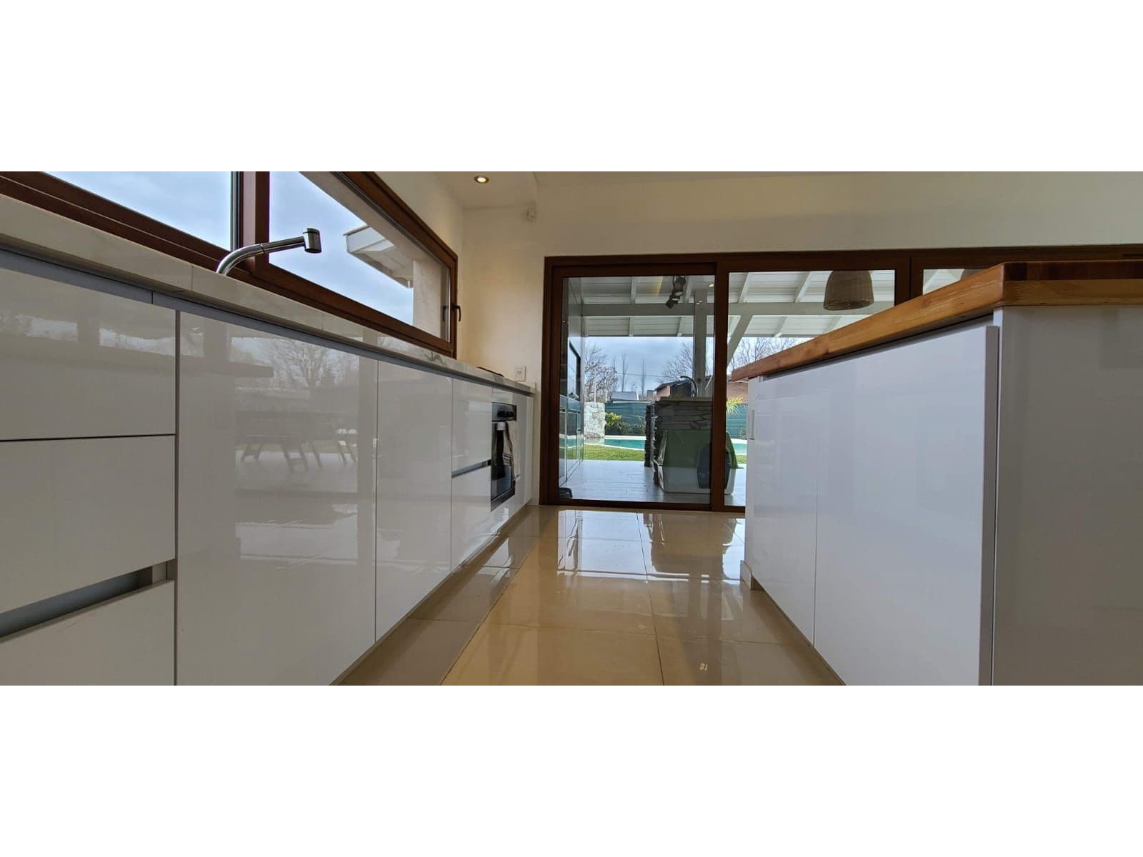 Hermosa casa en Alquiler - Barrio Las Casuarinas — foto 10