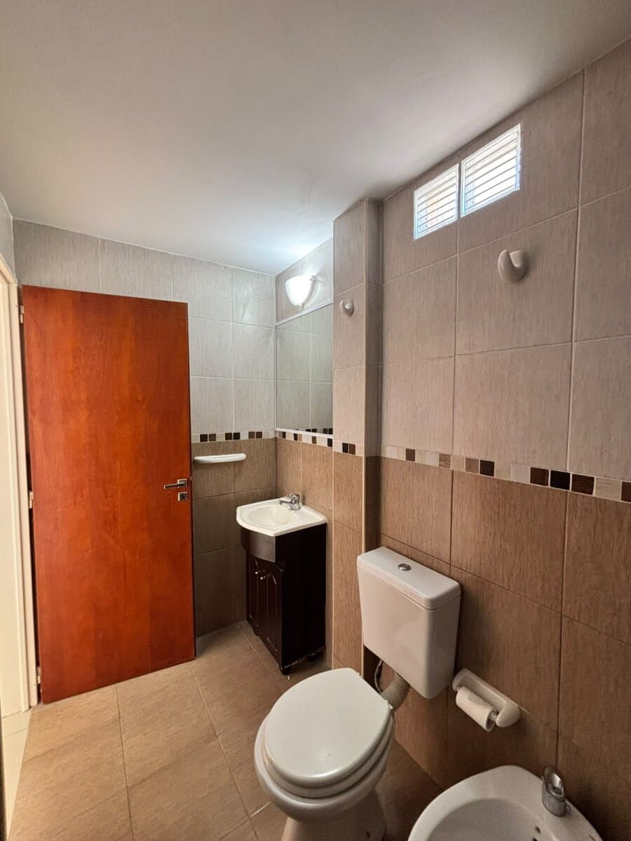 Departamento 2 ambientes con balcón en alquiler — foto 11