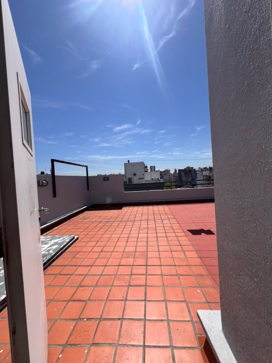Excelente MoNOAMBIENTE CON BALCÓN. Terraza y Laundry! — foto 11