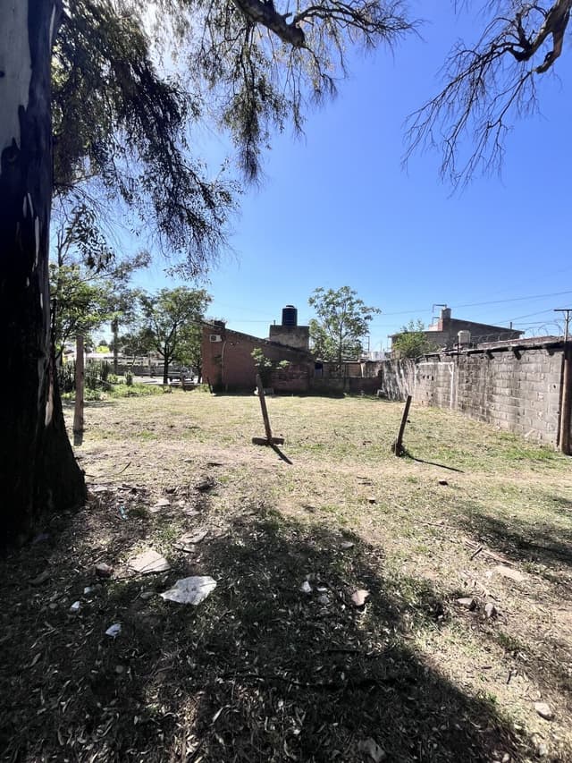 Lote en Venta Parque Vélez Sarsfield | 276 m² | Escritura | Potencial 2 Unidades