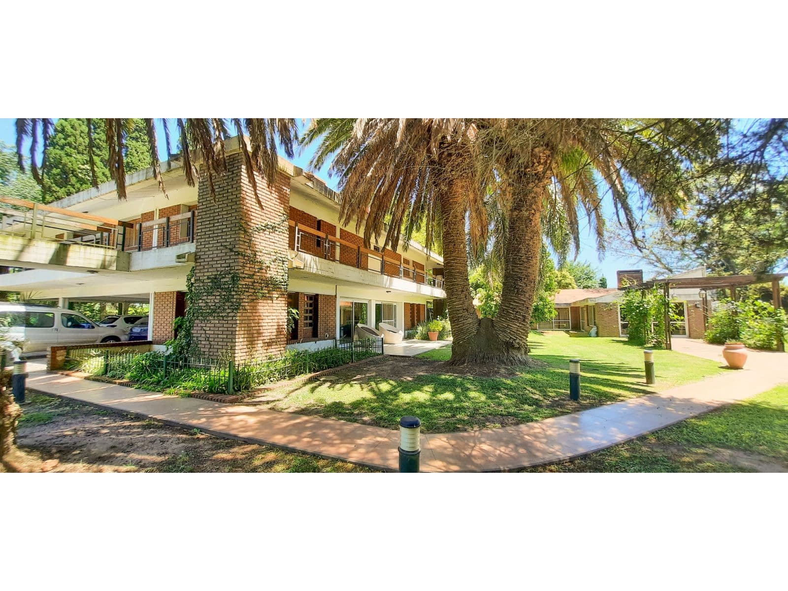 Casa quinta imponente en Funes — foto 1