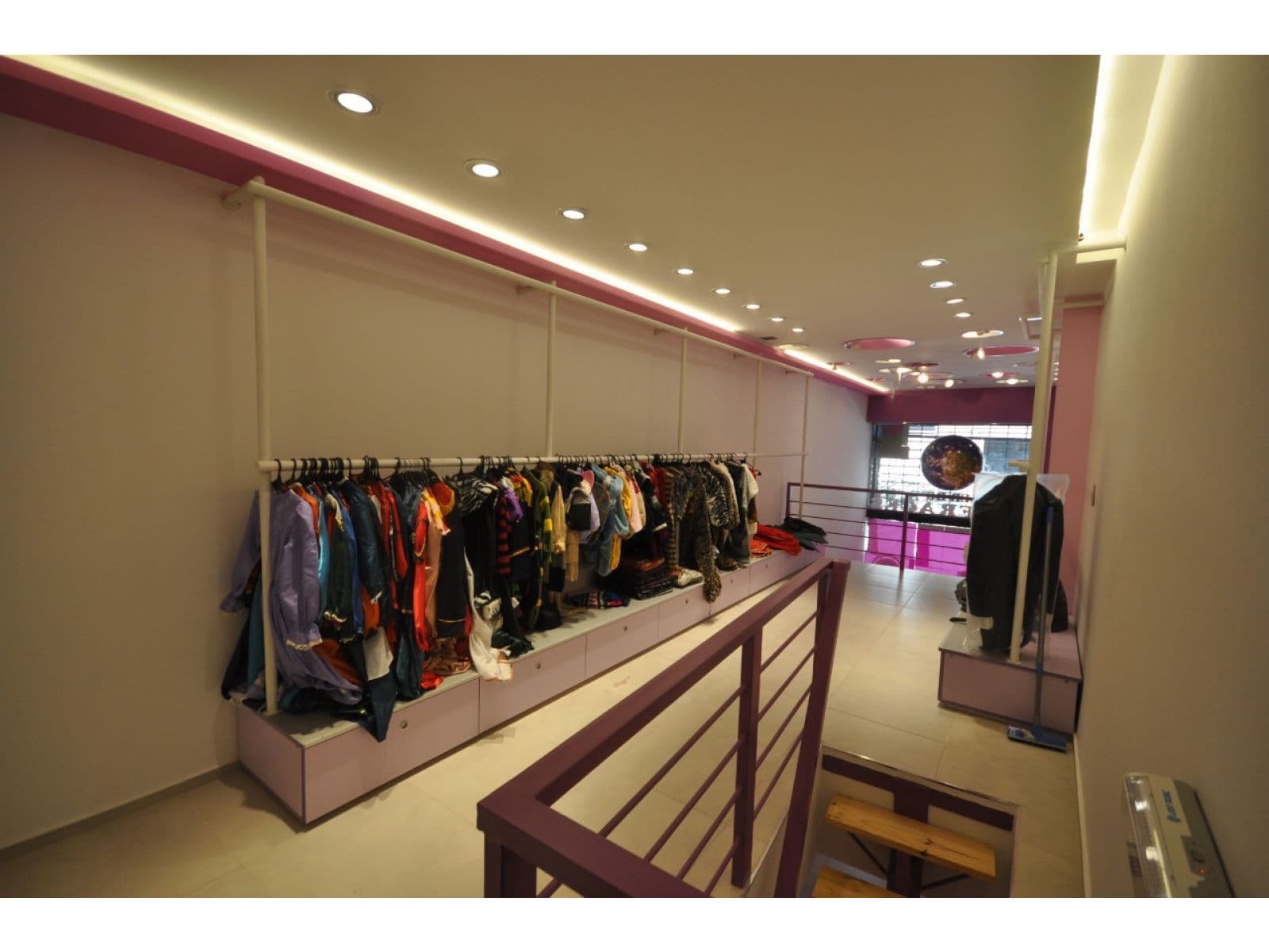 Gran Local Comercial En Pleno Centro de Córdoba En Venta — foto 5