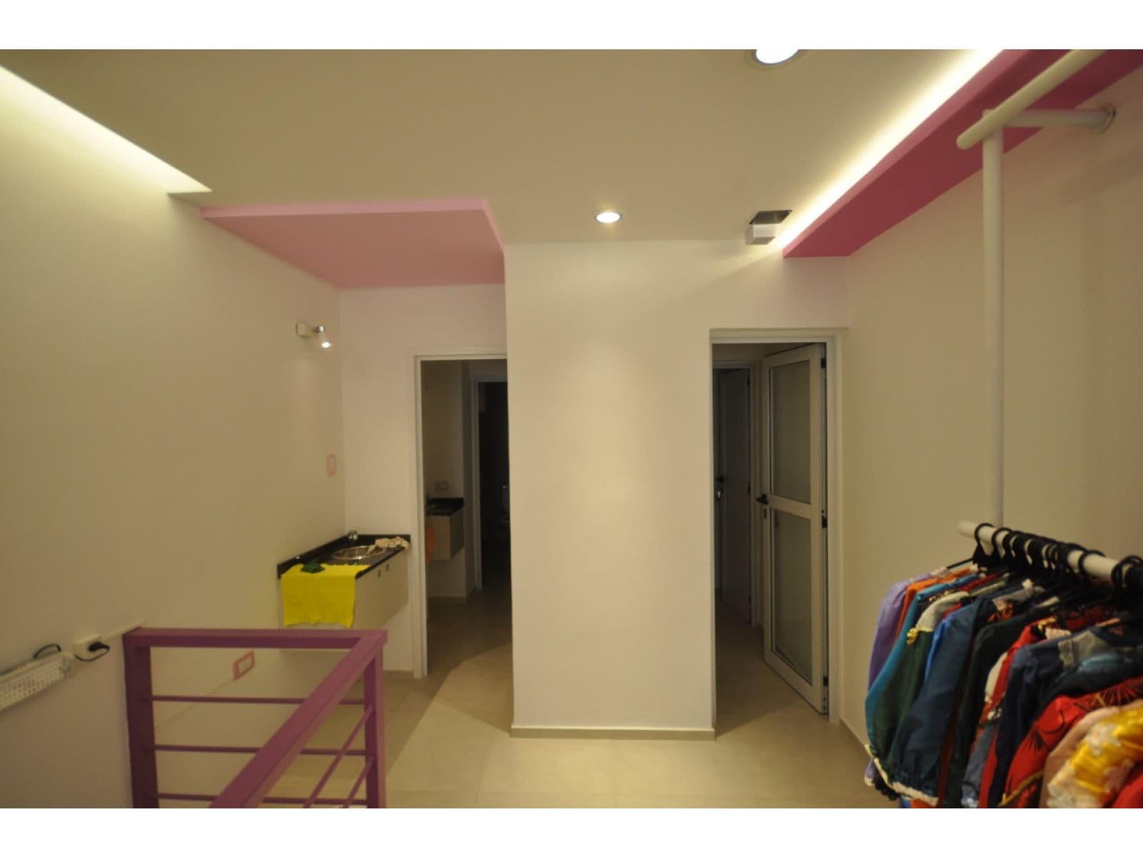 Gran Local Comercial En Pleno Centro de Córdoba En Venta — foto 8