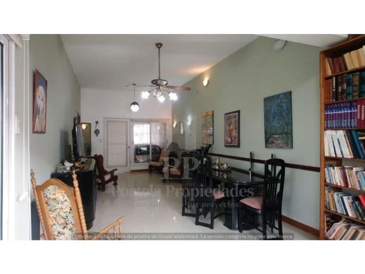 CASA 4 AMBIENTES CASTELAR SUR — foto 9